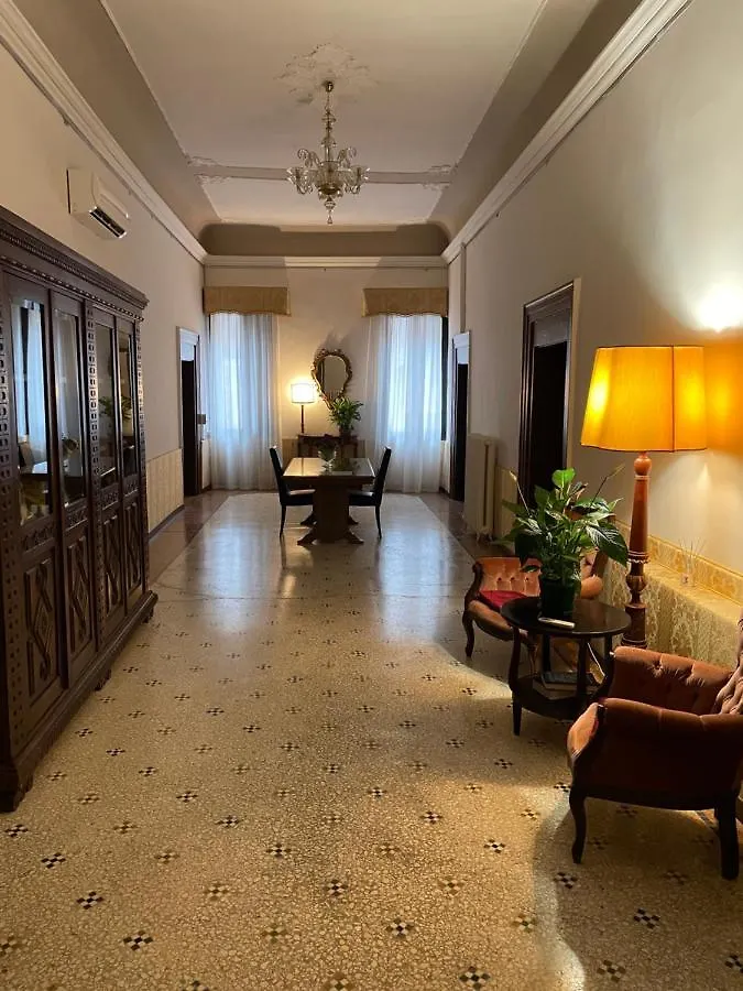 Palazzo Suite Ducale Venice 0*,  Italy